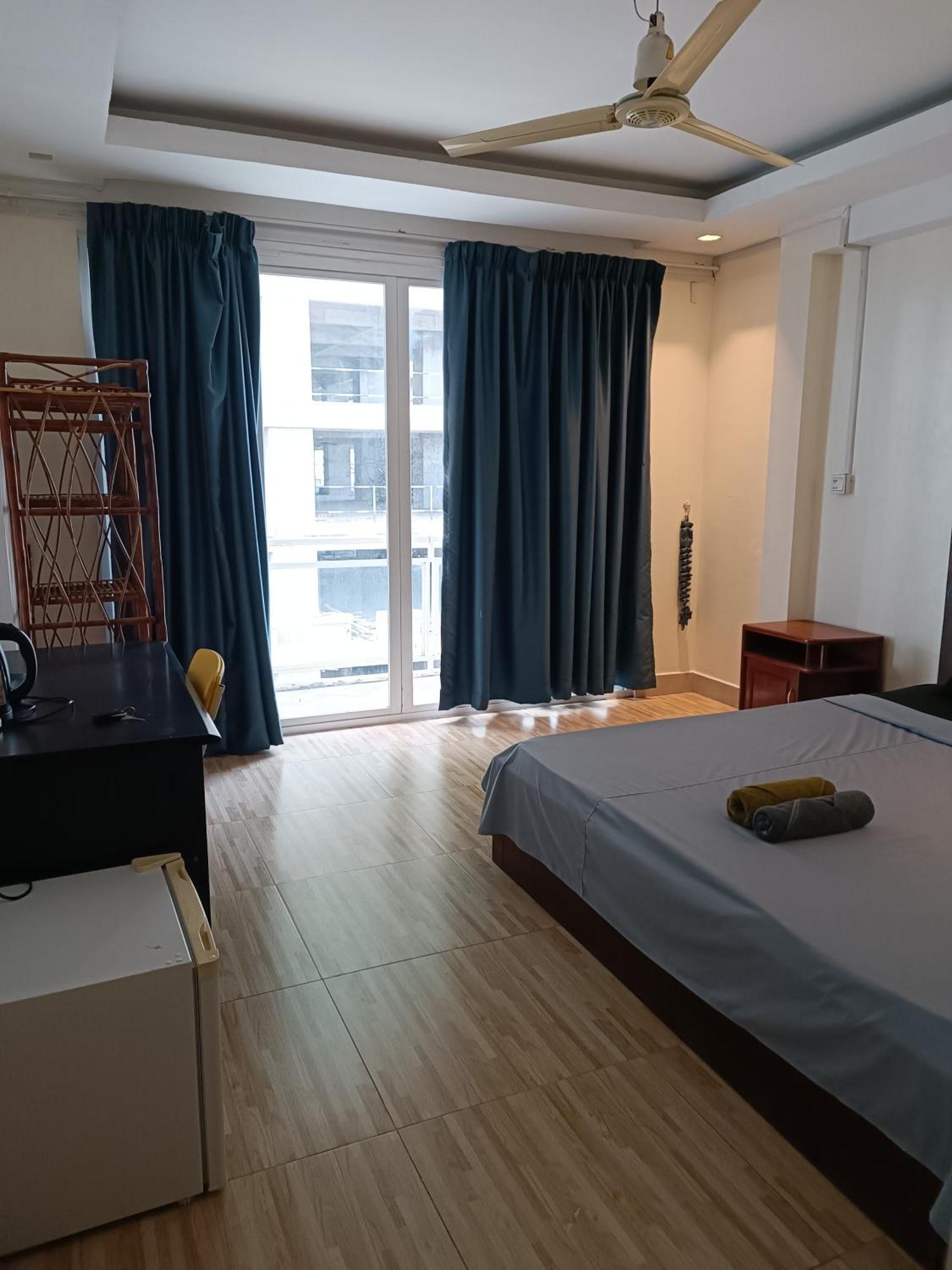 Rooms 101 캄폿 외부 사진